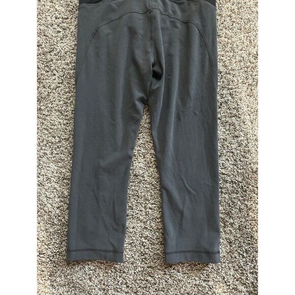 Maternity Crop Leggings - Picture 3 of 5